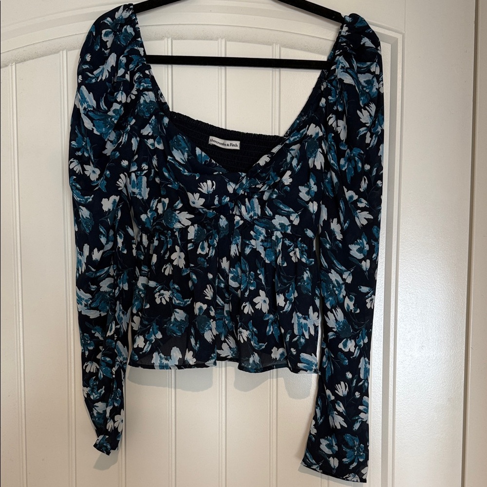 Abercrombie & Fitch Black and Blue Floral Blouse